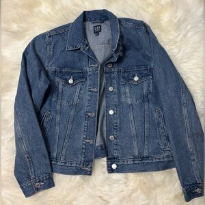 THE Gap Jean jacket size large